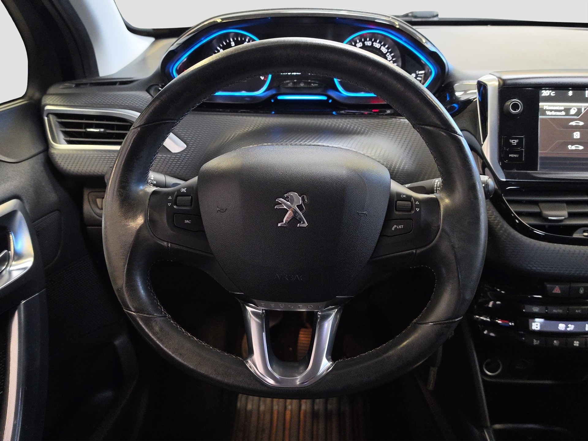 PEUGEOT 2008 1.2 VTI Allure-image-9