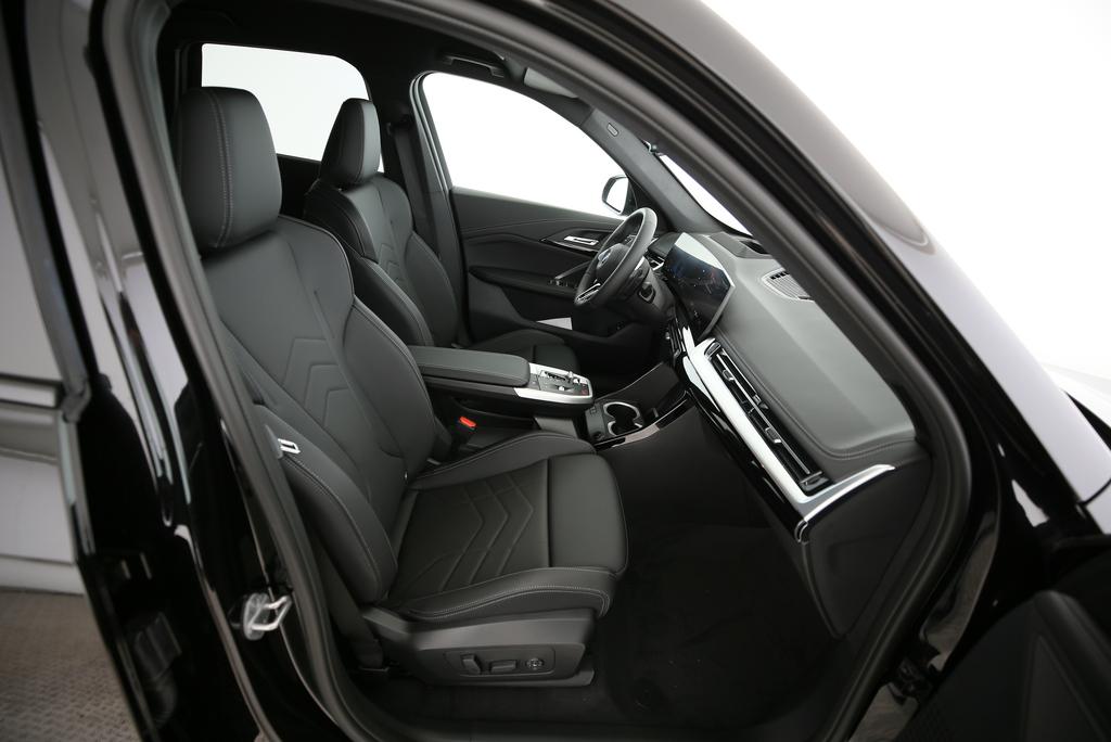 BMW X1 25e xDrive-image-14