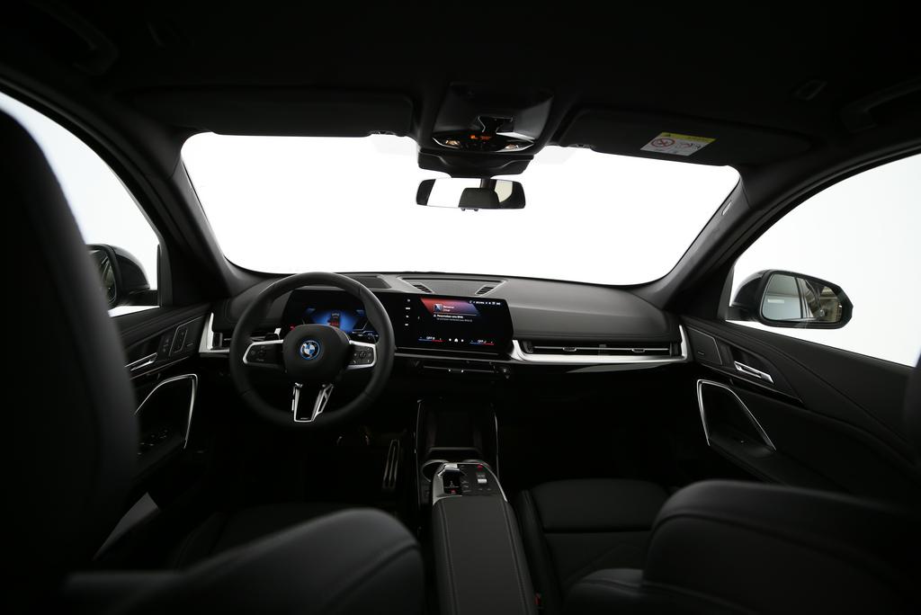 BMW X1 25e xDrive-image-12