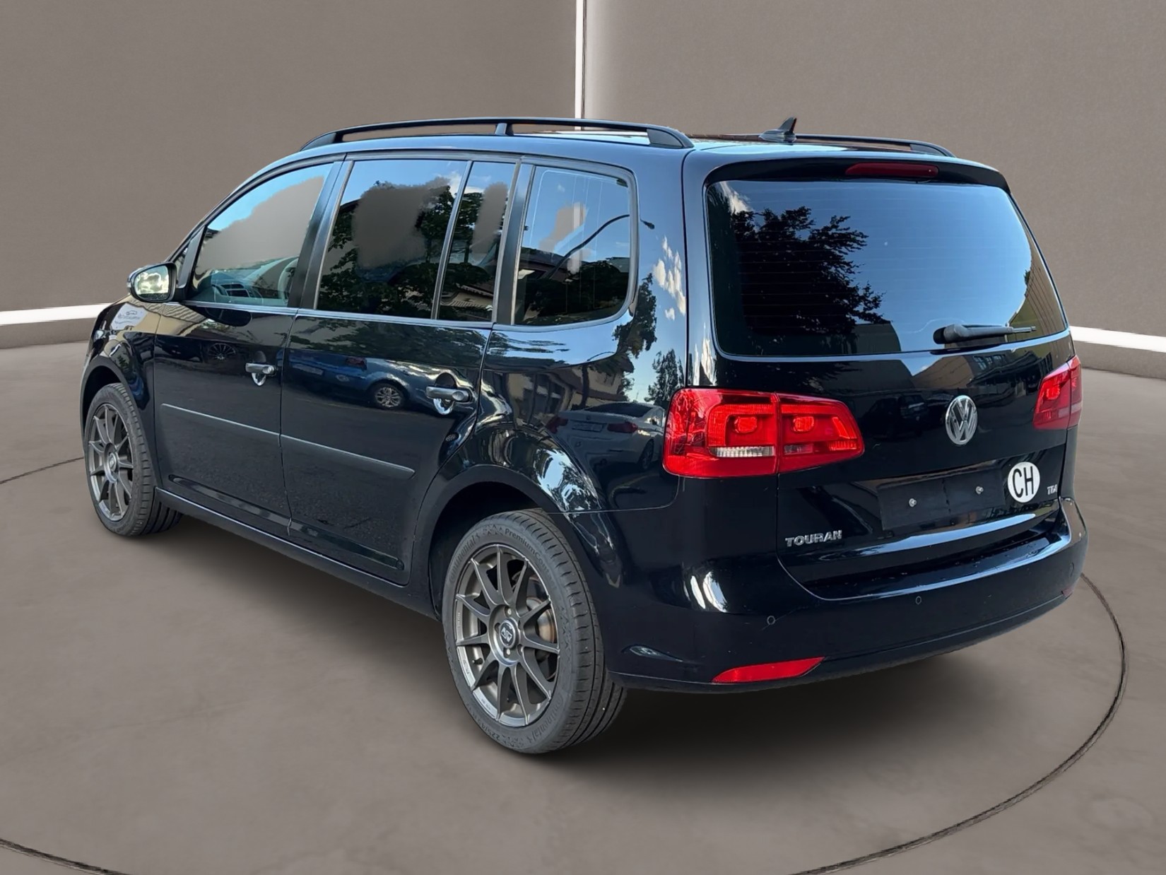 VW Touran 1.6 TDI Highline DSG *FRISCH AB MFK&SERVICE *-image-5