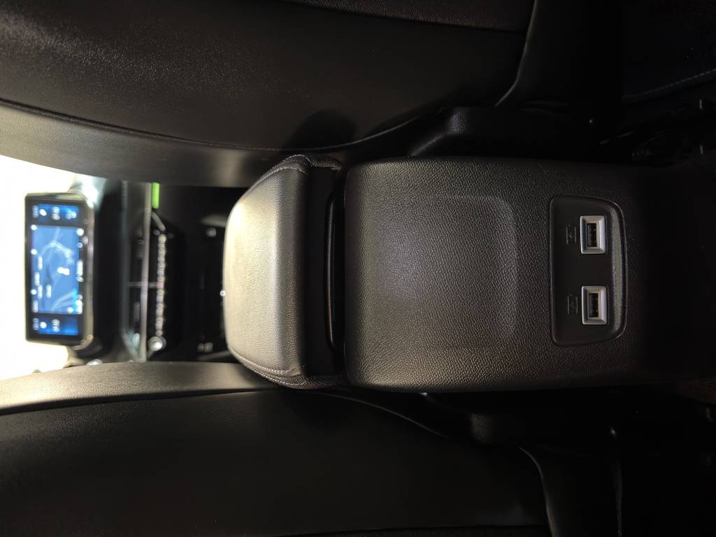 PEUGEOT 208 1.2 PureTech GT Pack EAT8-image-10