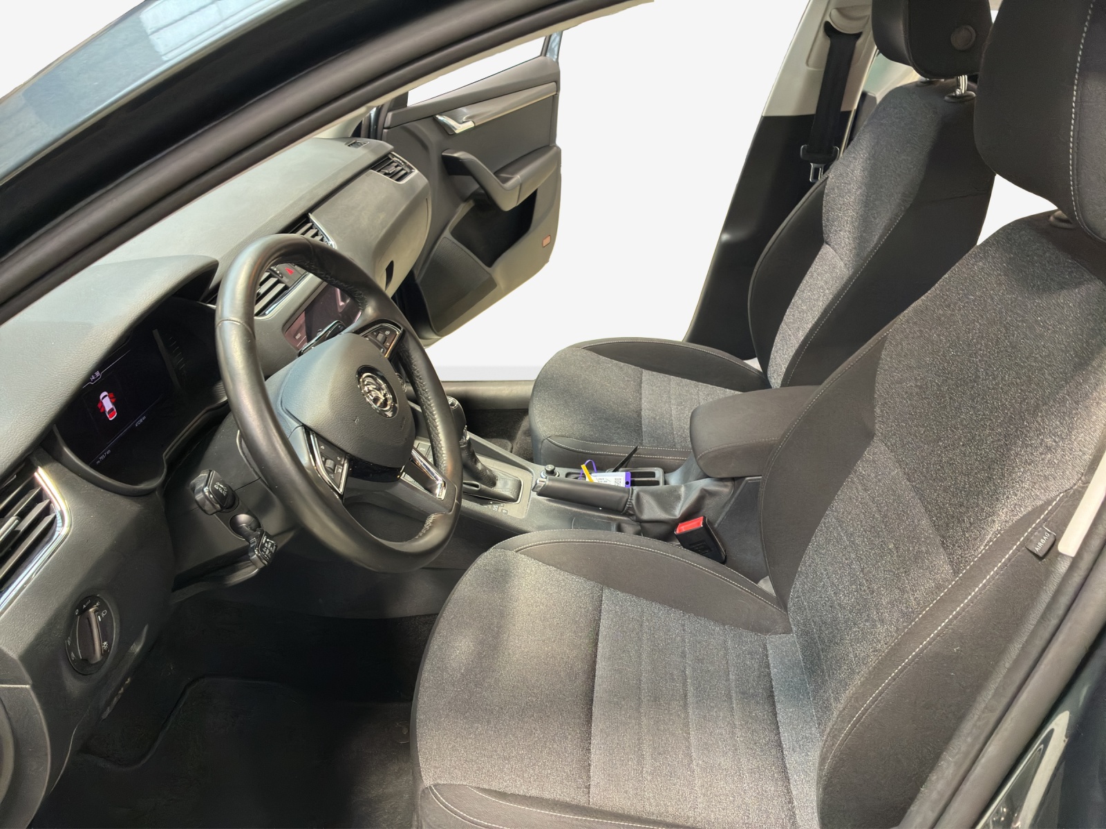 SKODA Octavia Combi 2.0 TSI Soleil 4x4 DSG-image-7