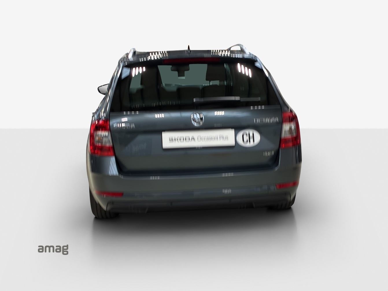 SKODA Octavia Combi 2.0 TSI Soleil 4x4 DSG-image-3