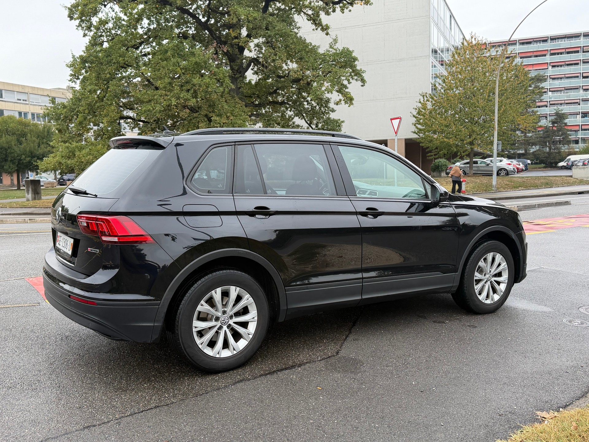 VW Tiguan 1.4TSI ACT Sound 4Motion DSG-image-6