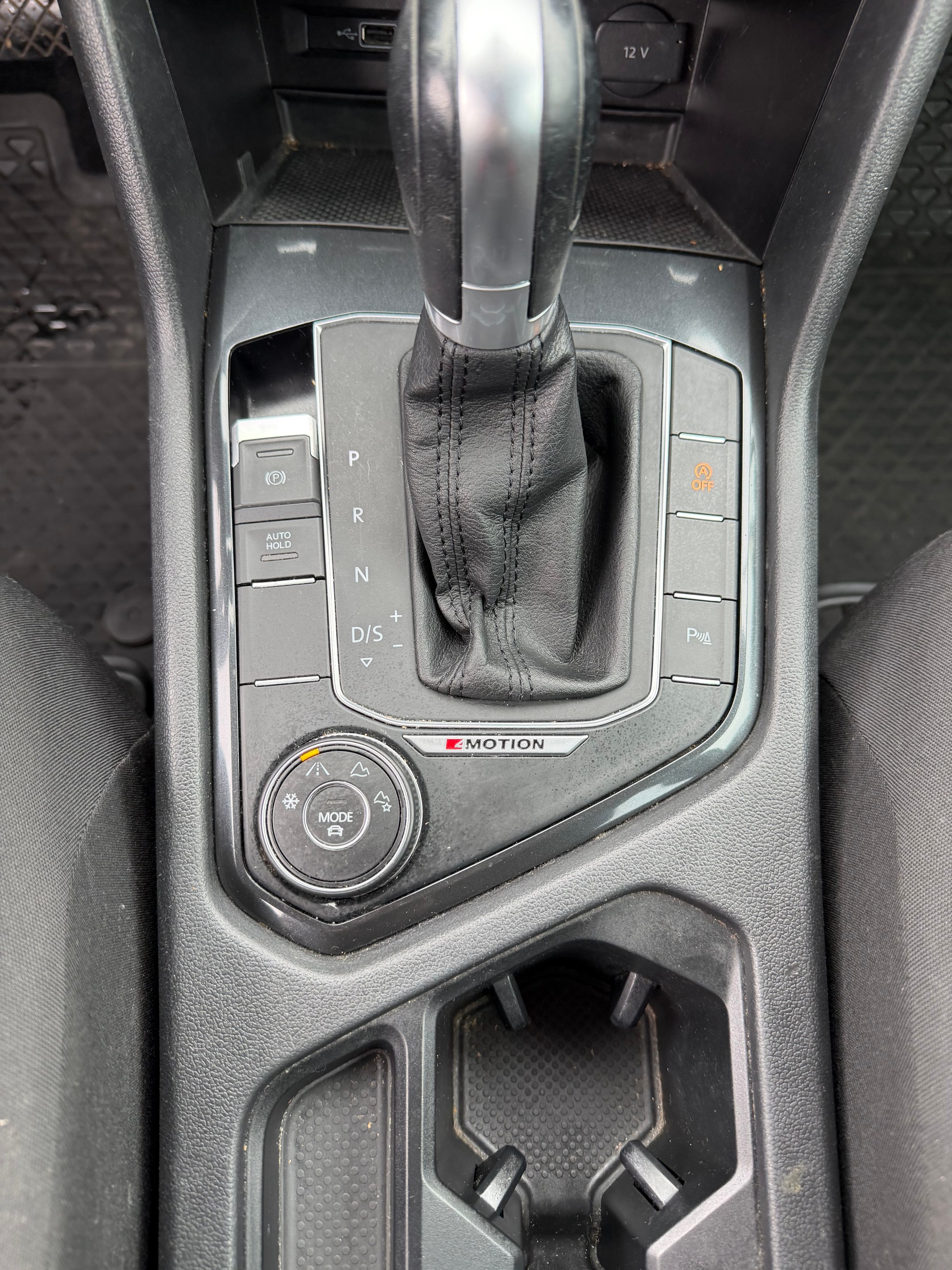 VW Tiguan 1.4TSI ACT Sound 4Motion DSG-image-13