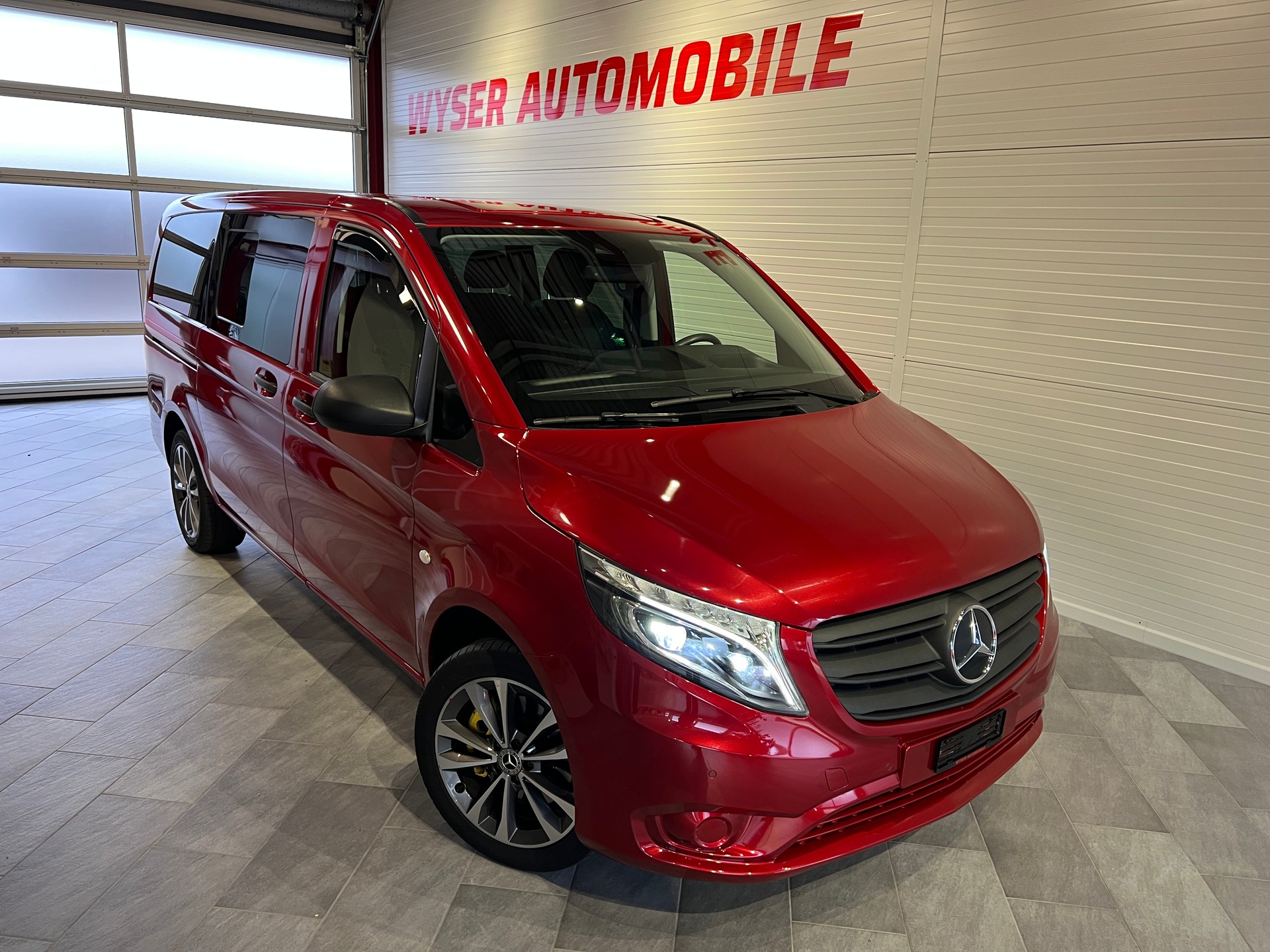 MERCEDES-BENZ Vito 116 CDI Lang Select Tourer 4Matic 9G-Tronic-image-1