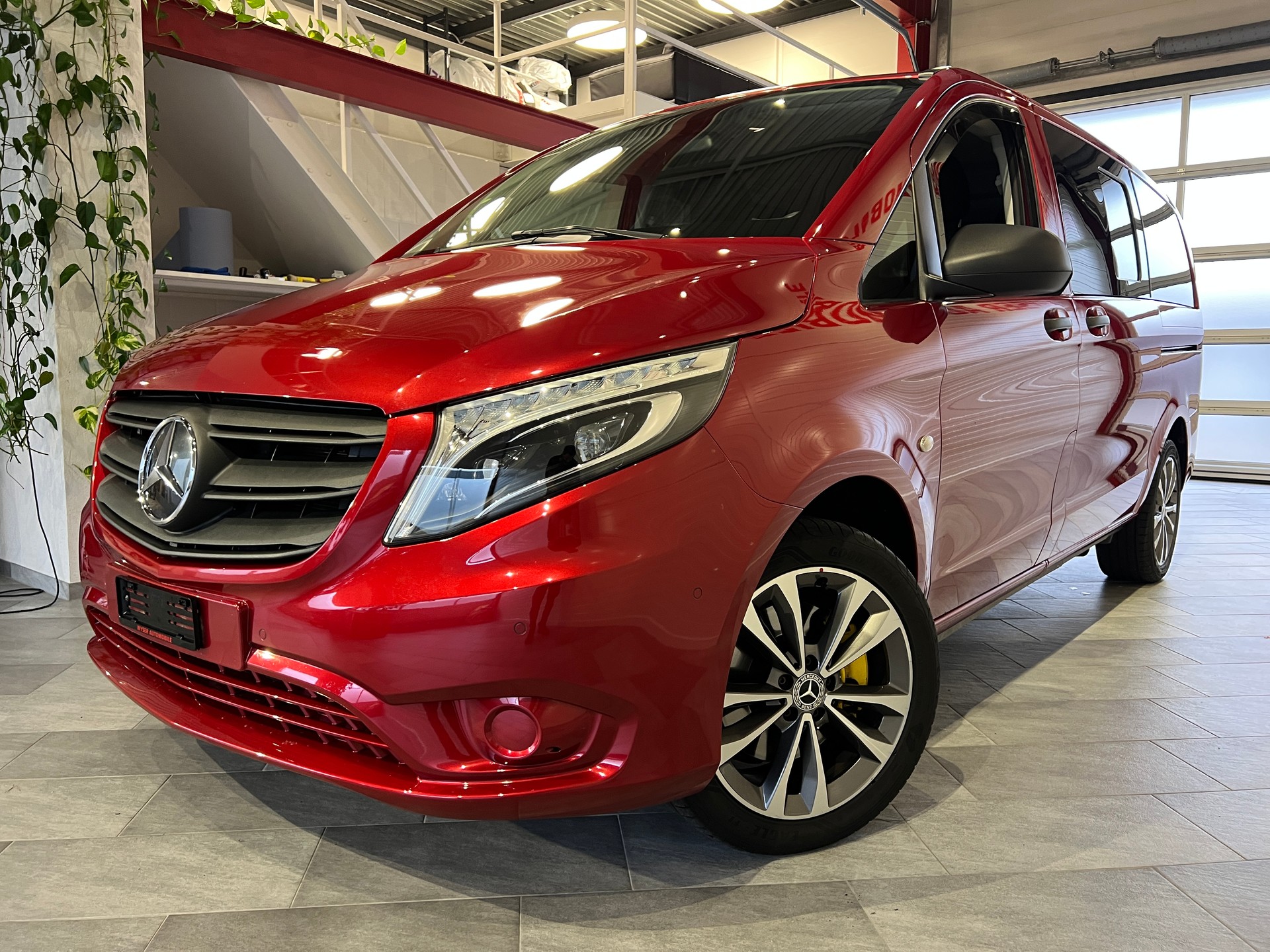 MERCEDES-BENZ Vito 116 CDI Lang Select Tourer 4Matic 9G-Tronic-image-26