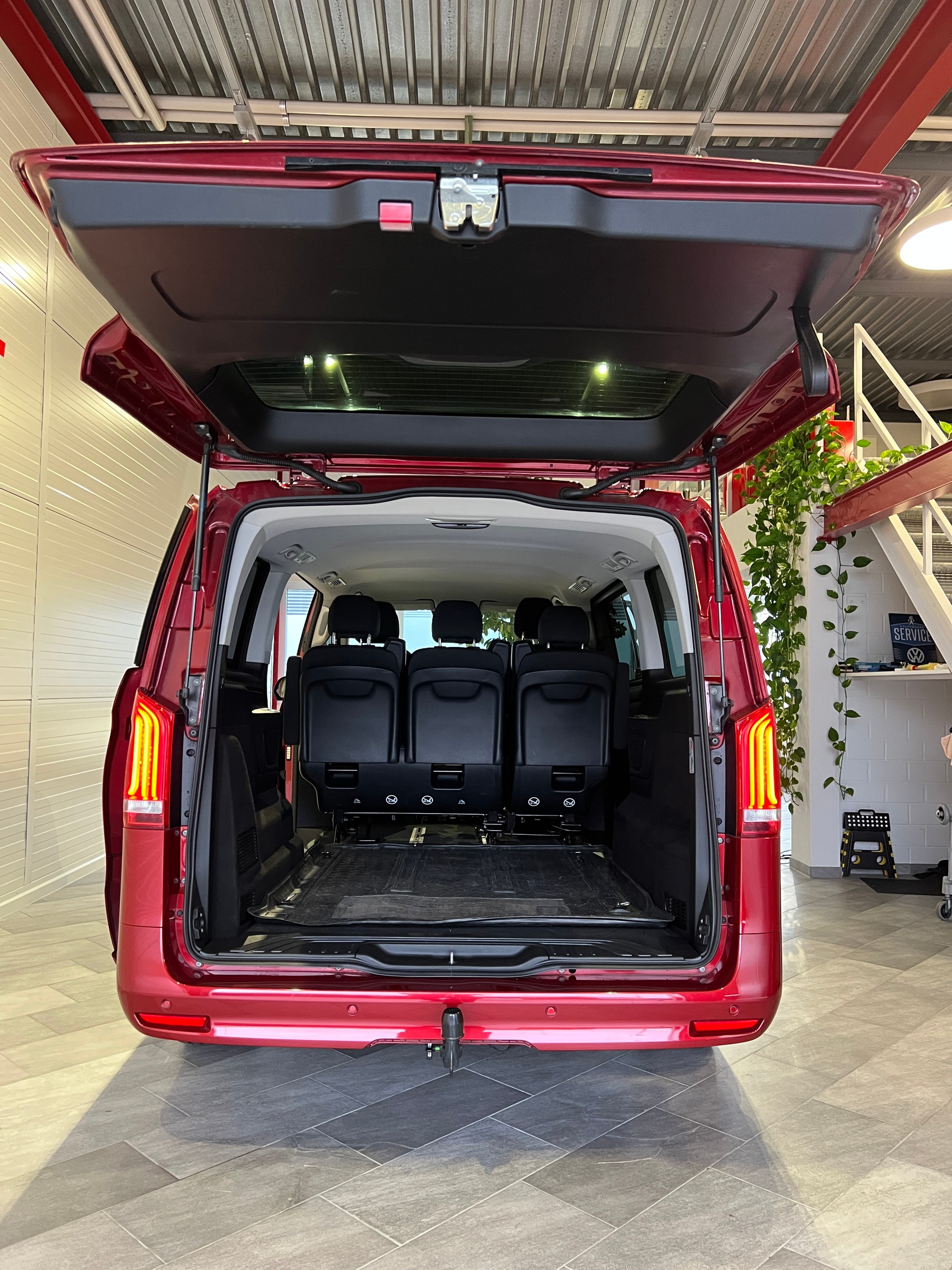 MERCEDES-BENZ Vito 116 CDI Lang Select Tourer 4Matic 9G-Tronic-image-16