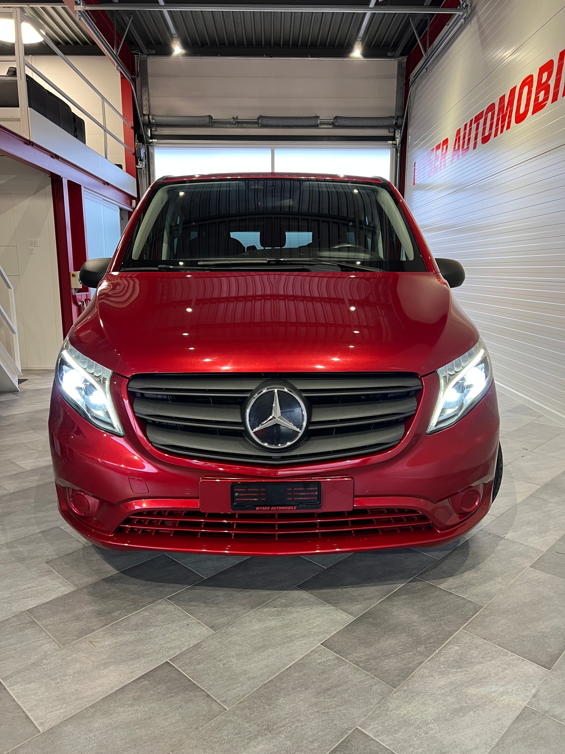 MERCEDES-BENZ Vito 116 CDI Lang Select Tourer 4Matic 9G-Tronic-image-2