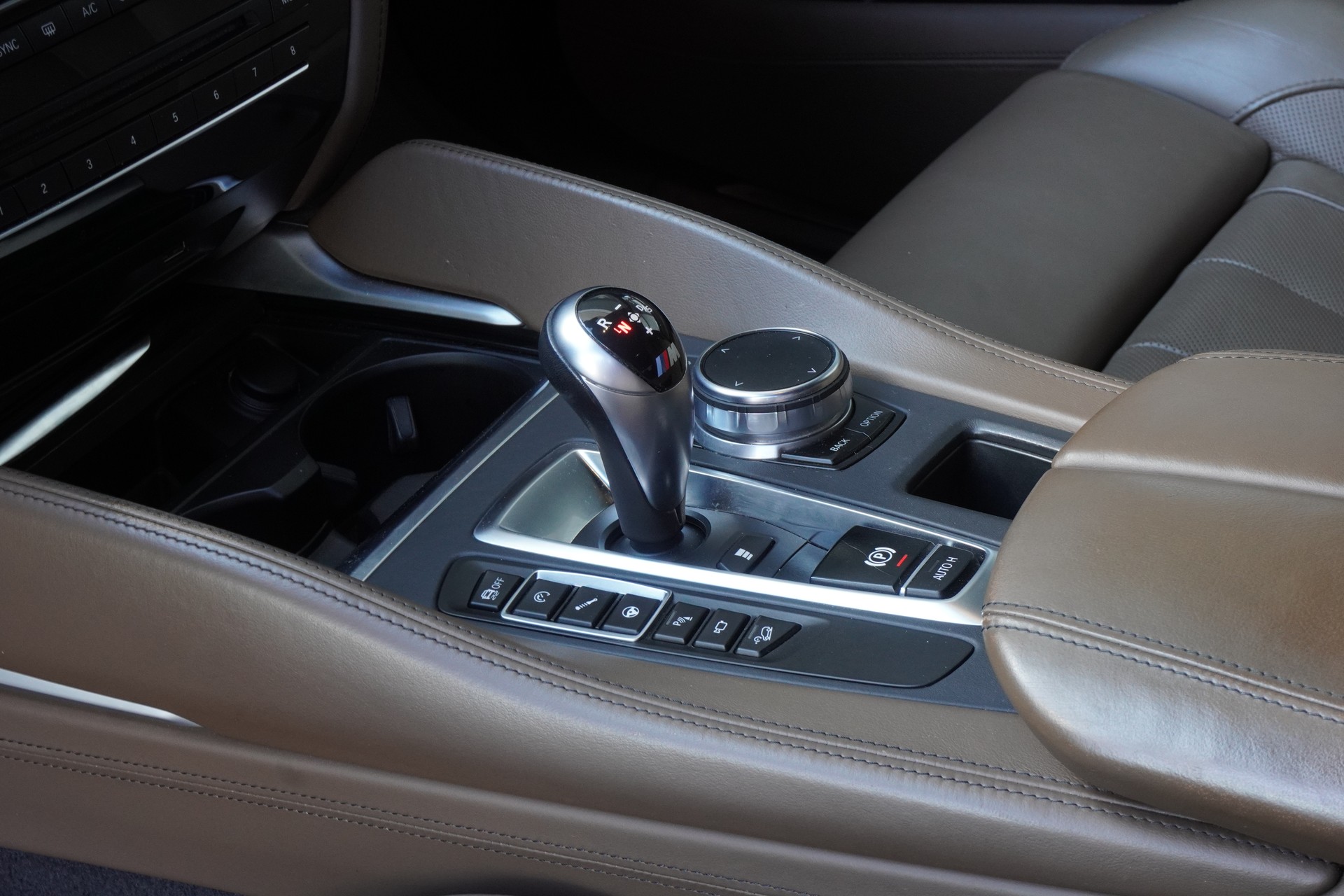 BMW X6M Steptronic-image-12