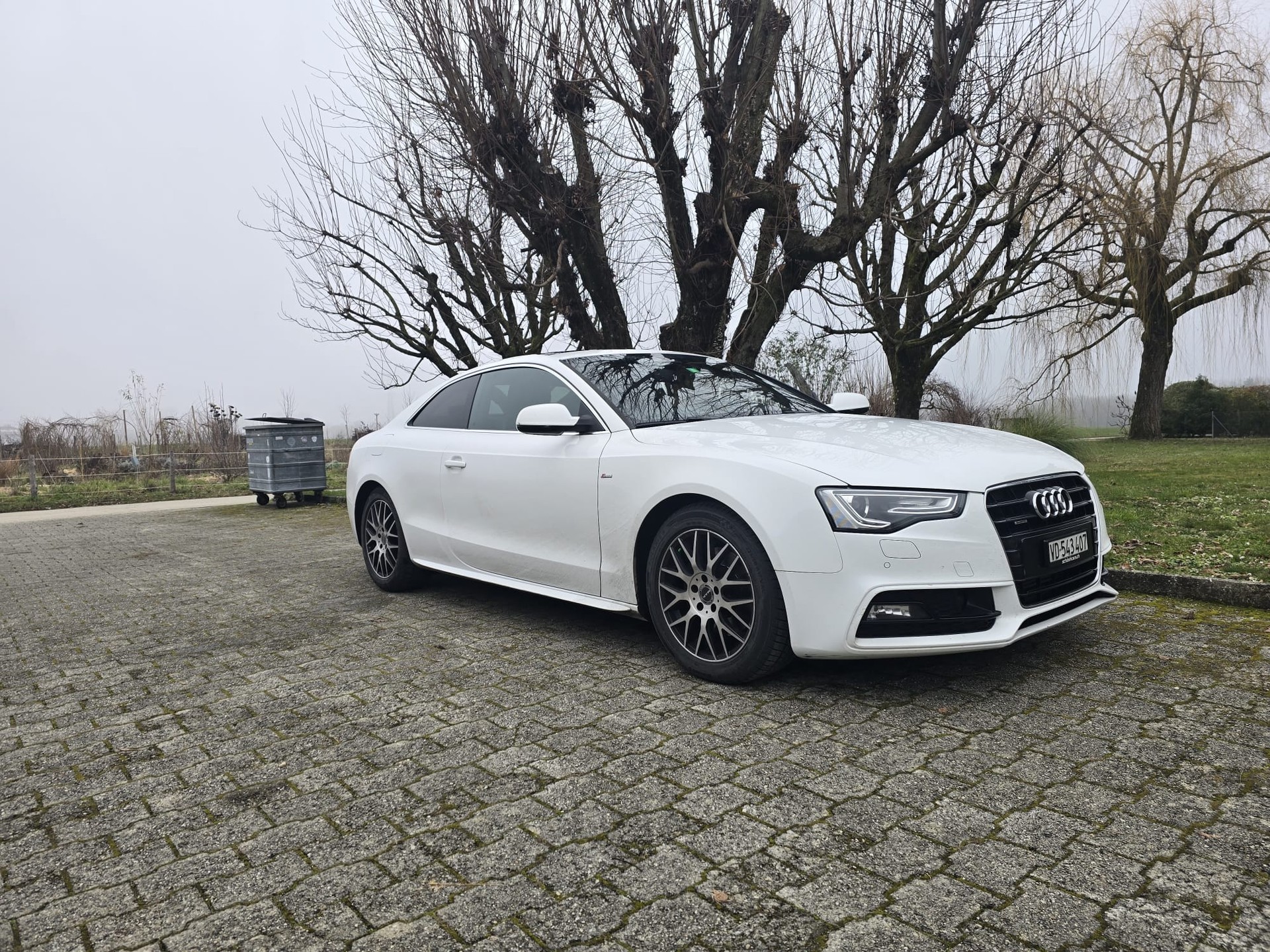 AUDI 2.0 TFSI quattro S-Tronic-image-3