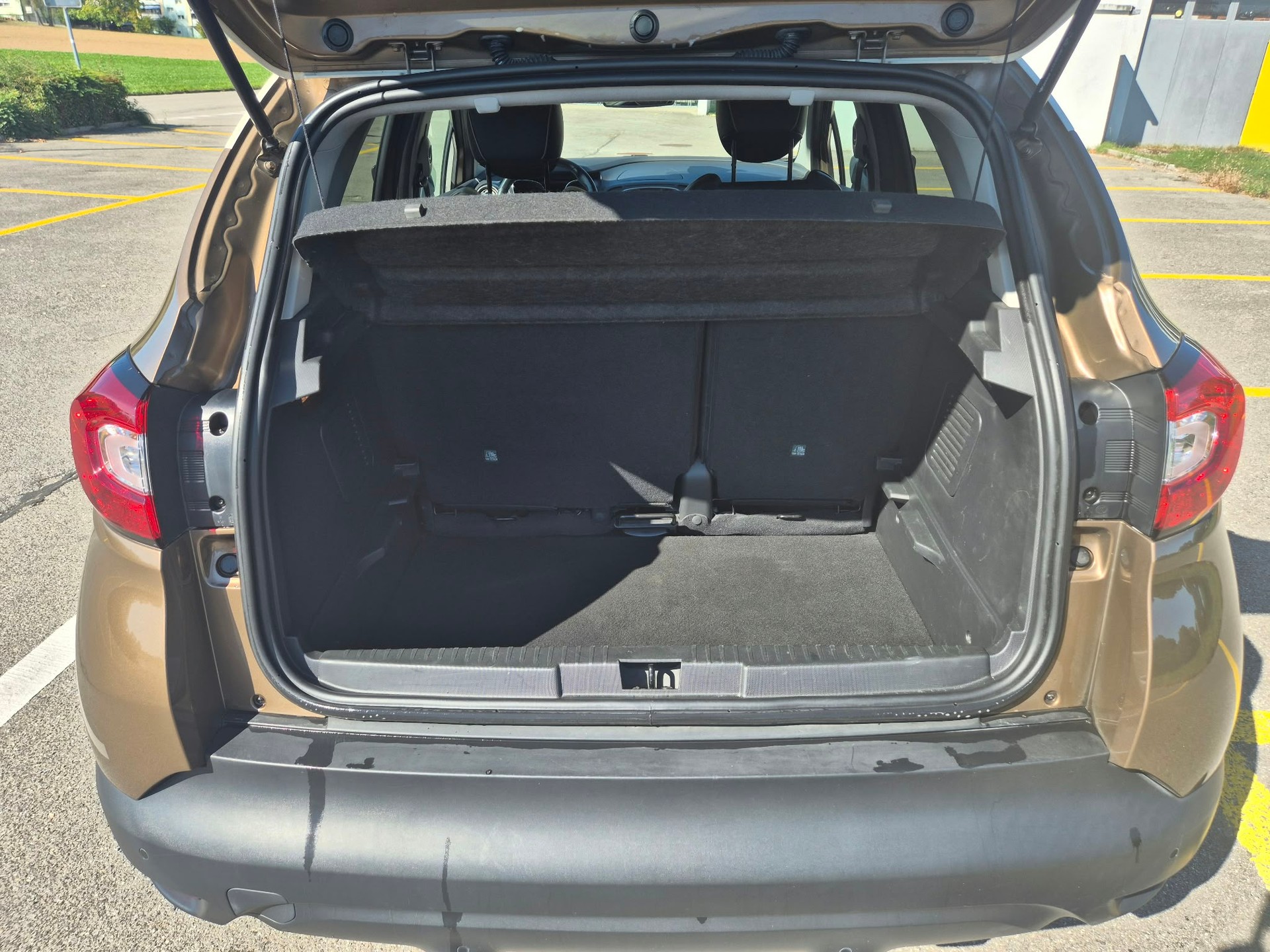 RENAULT 1.2 TCe Iconic EDC S/S-image-5