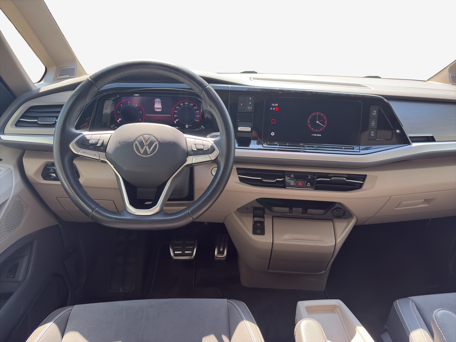VW Multivan 2.0 TDI Style DSG-image-8