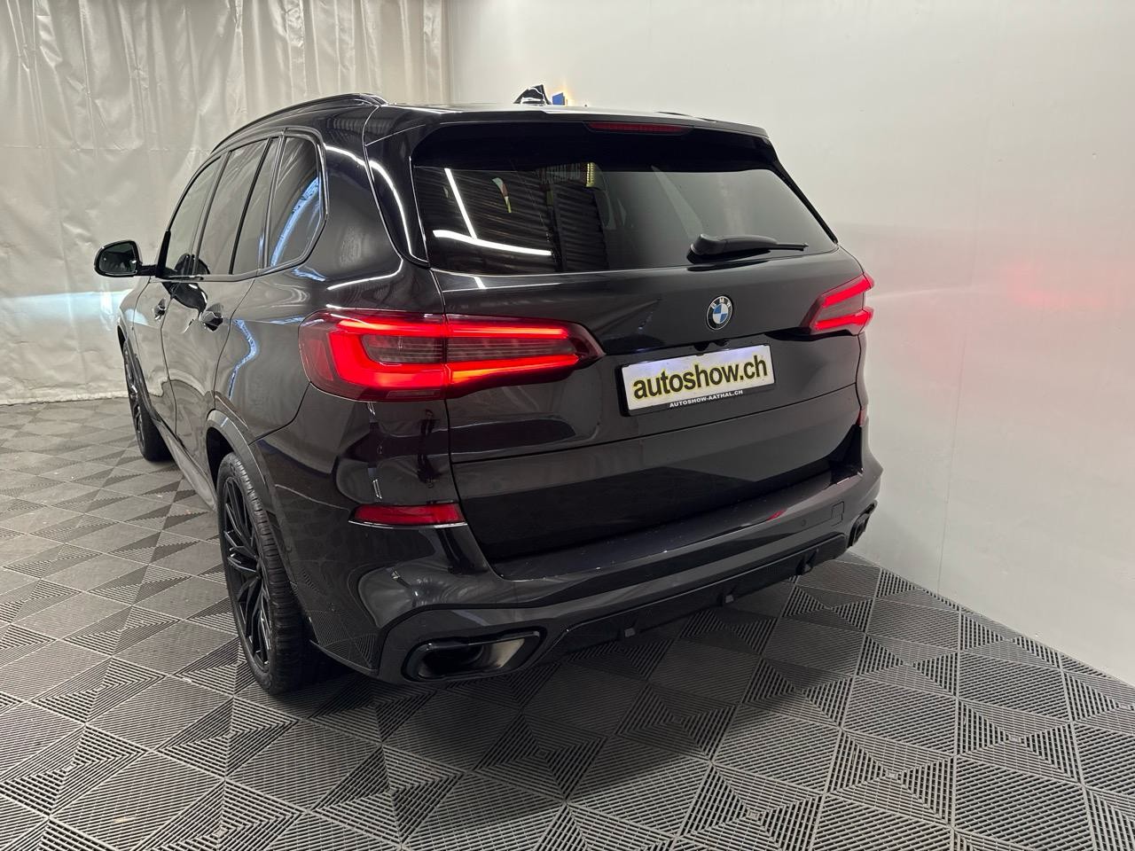 BMW X5 xDrive 48V 30d M Sport Steptronic-image-11