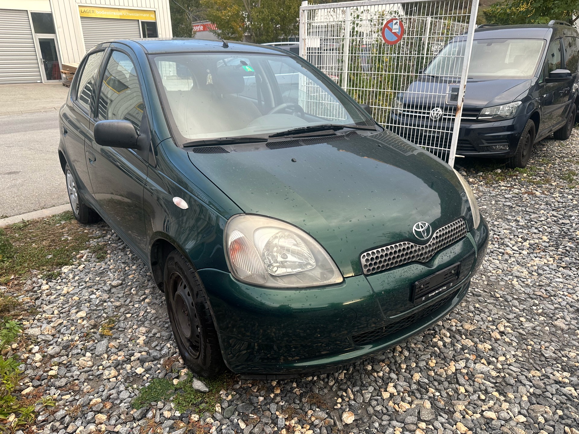 TOYOTA Yaris 1.3 Linea Sol-image-5