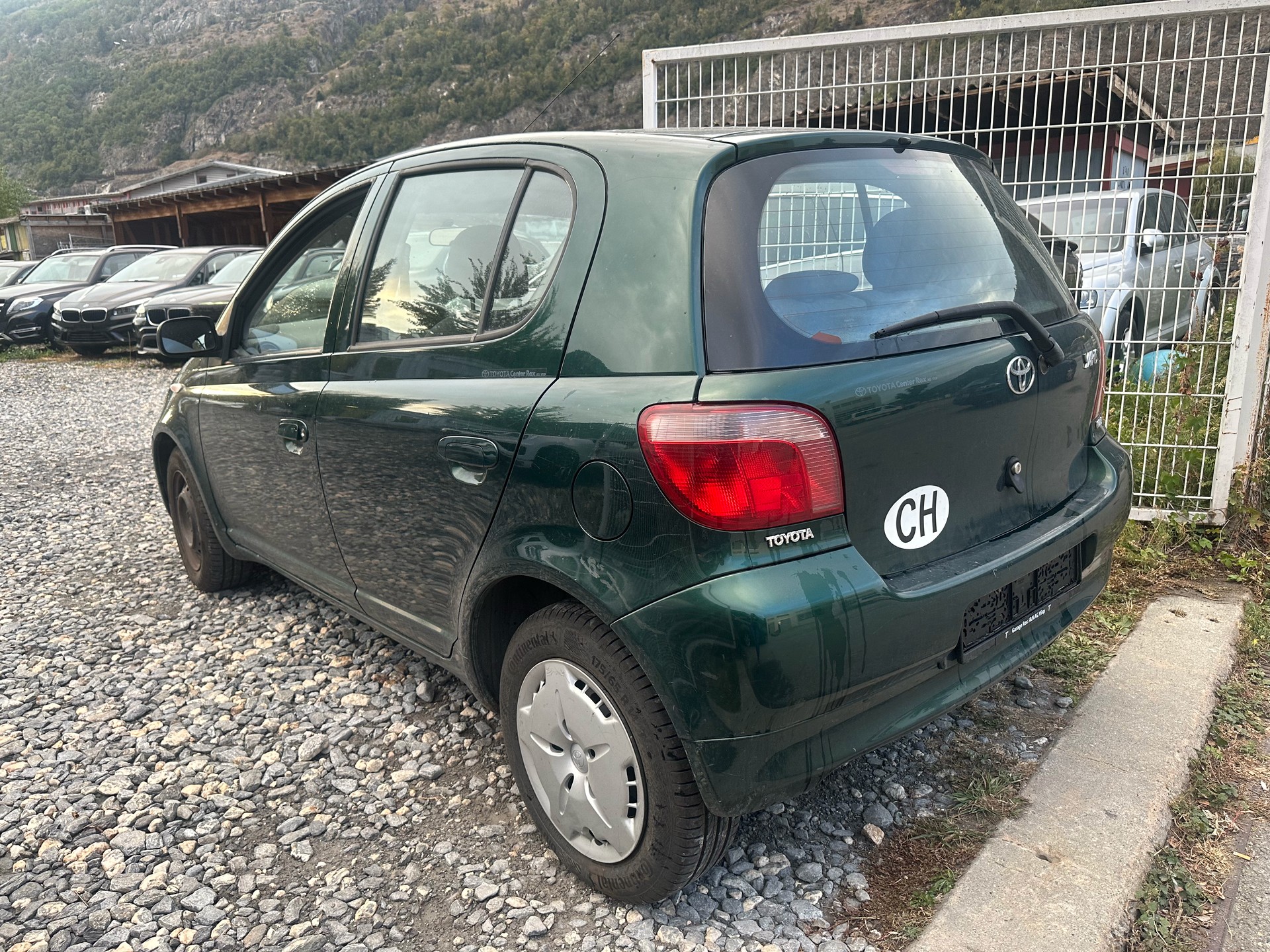 TOYOTA Yaris 1.3 Linea Sol-image-11