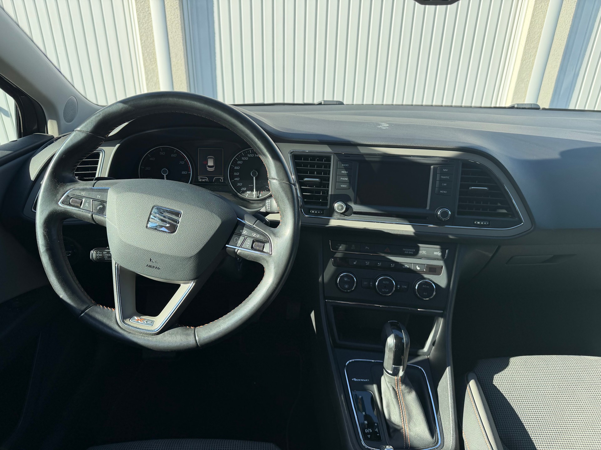 SEAT Leon ST 1.8 TSI X-Perience 4Drive DSG-image-5