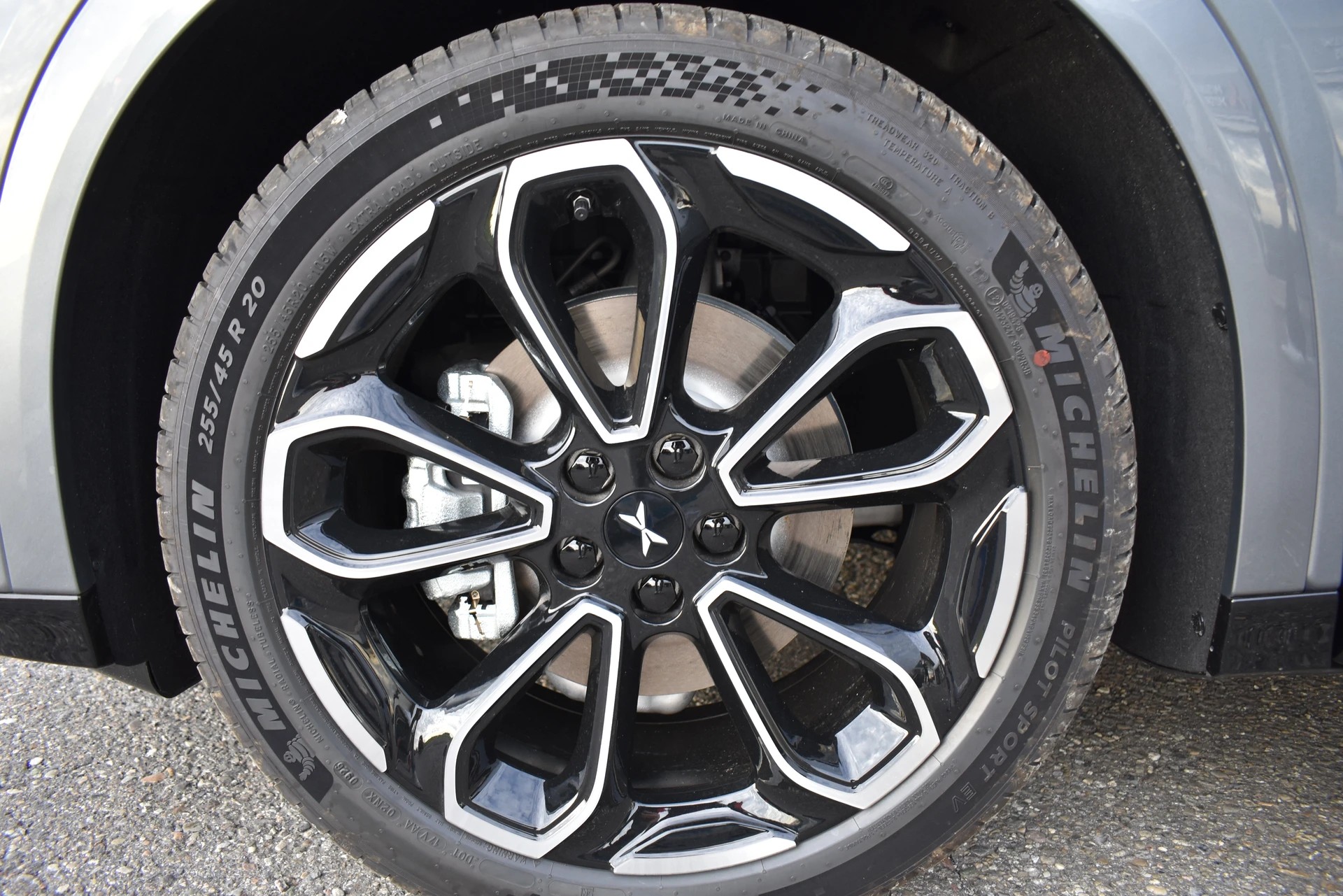 XPENG G6 80kWh Performance AWD-image-13