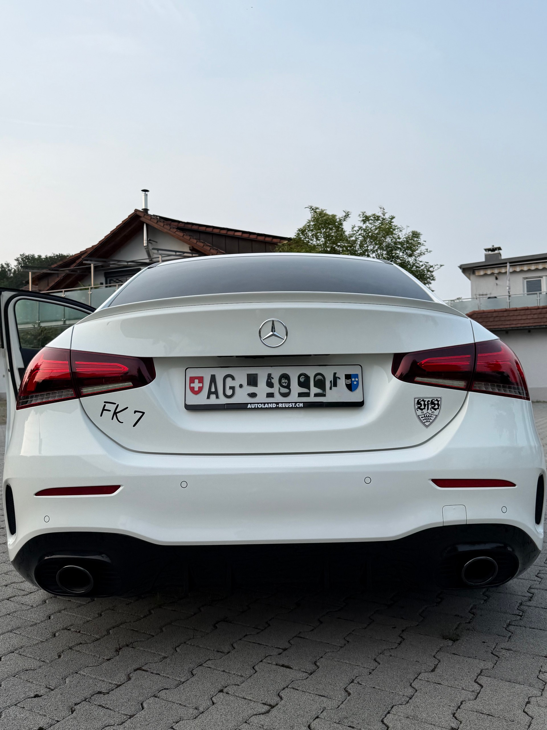 MERCEDES-BENZ A 35 AMG 4matic-image-9