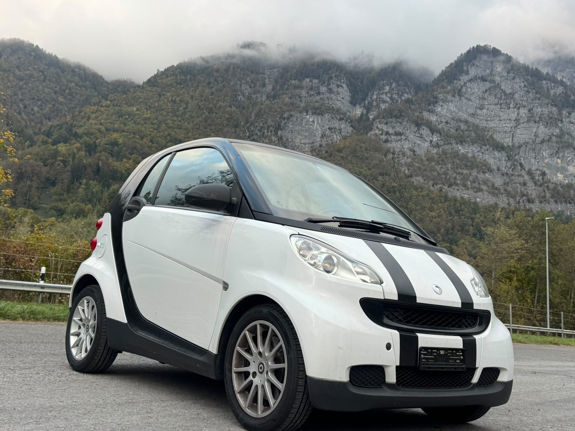 SMART fortwo swiss edition mhd softouch-image-1
