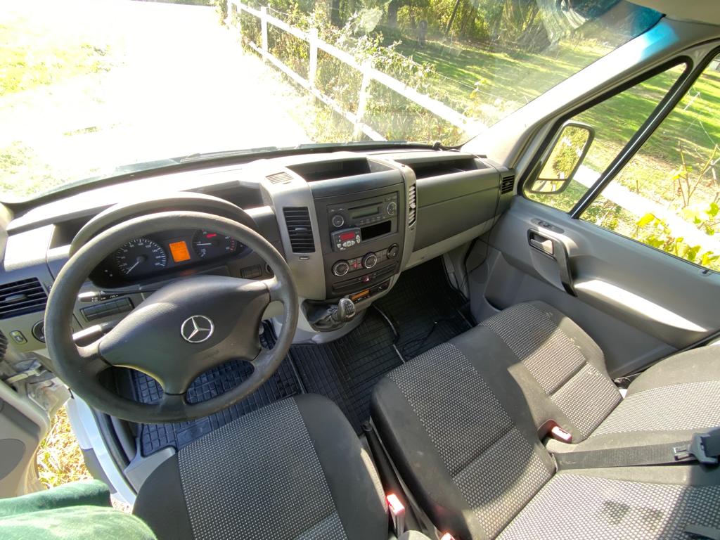 MERCEDES-BENZ Sprinter-image-9