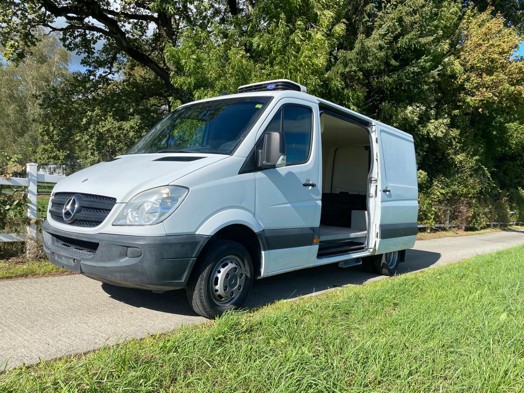 MERCEDES-BENZ Sprinter-image-2