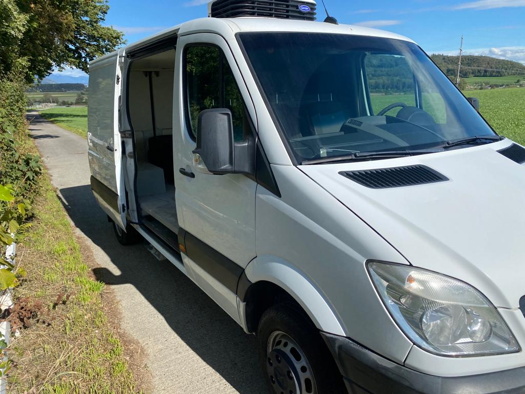 MERCEDES-BENZ Sprinter-image-10