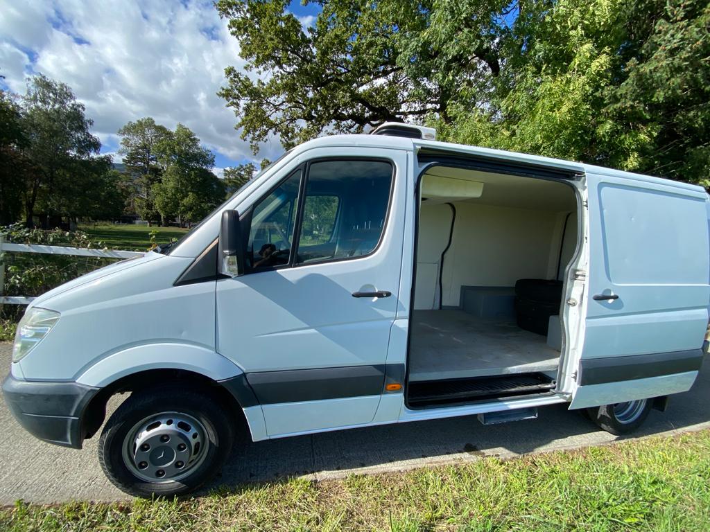 MERCEDES-BENZ Sprinter-image-1