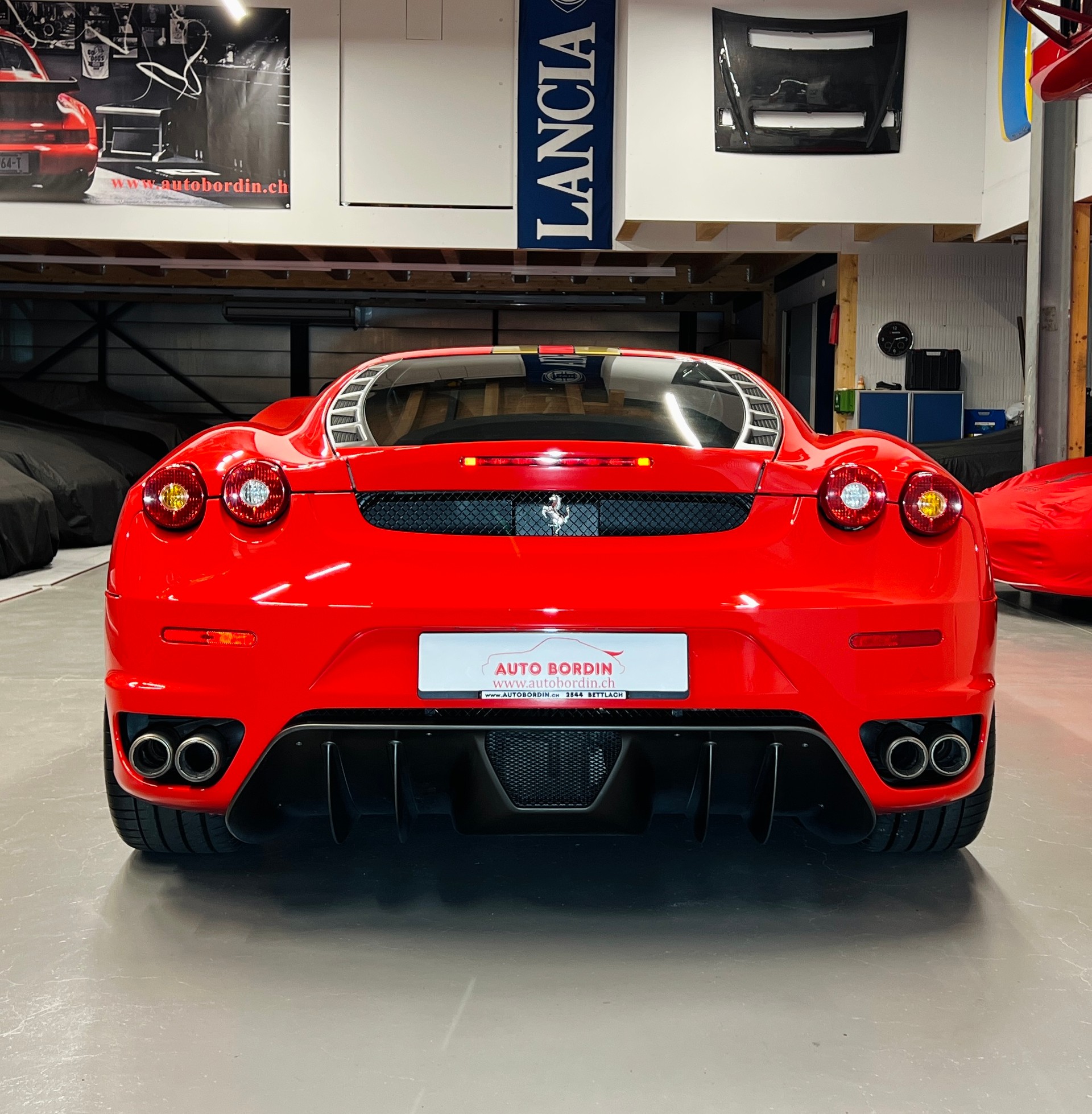 FERRARI F430 „Rosso Scuderia“ Manual / Handschalter-image-9