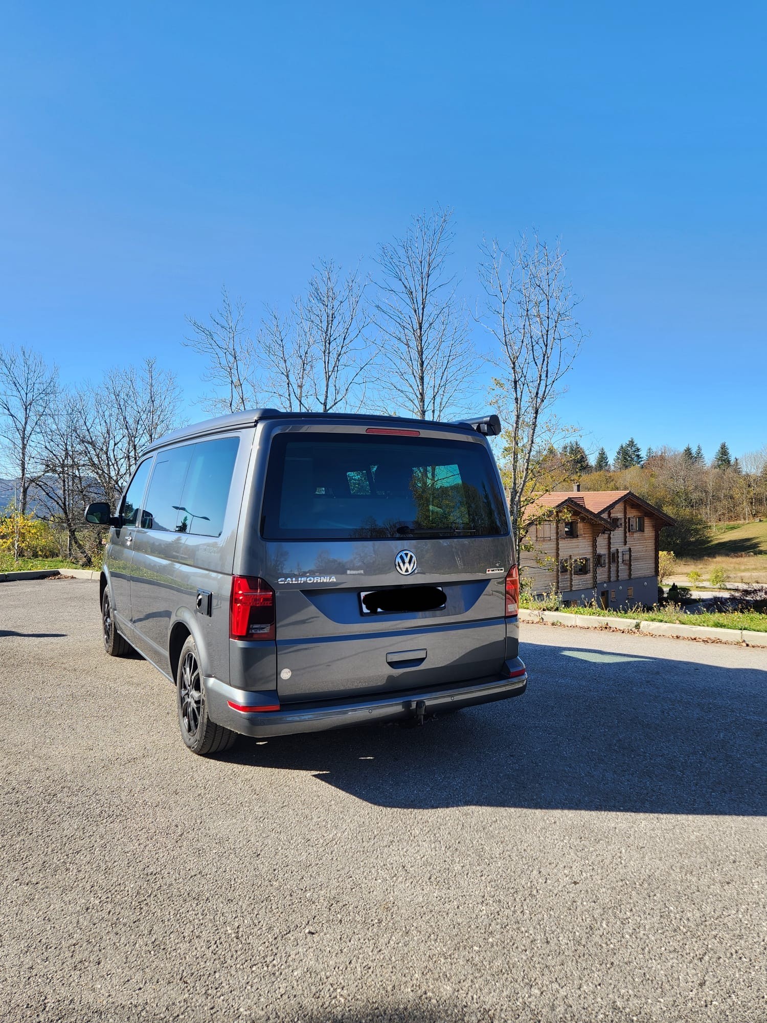 VW T6.1 California 2.0 TDI Ocean 4 motion DSG-image-5