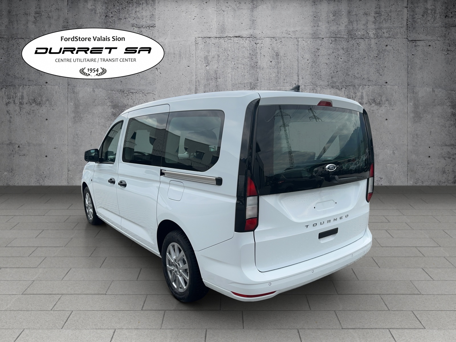 FORD Grand Tourneo Connect Combi 2.0 EcoBlue Trend-image-1
