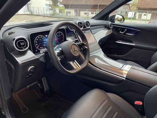 MERCEDES-BENZ GLC 220 d 4Matic 9G-Tronic-image-3