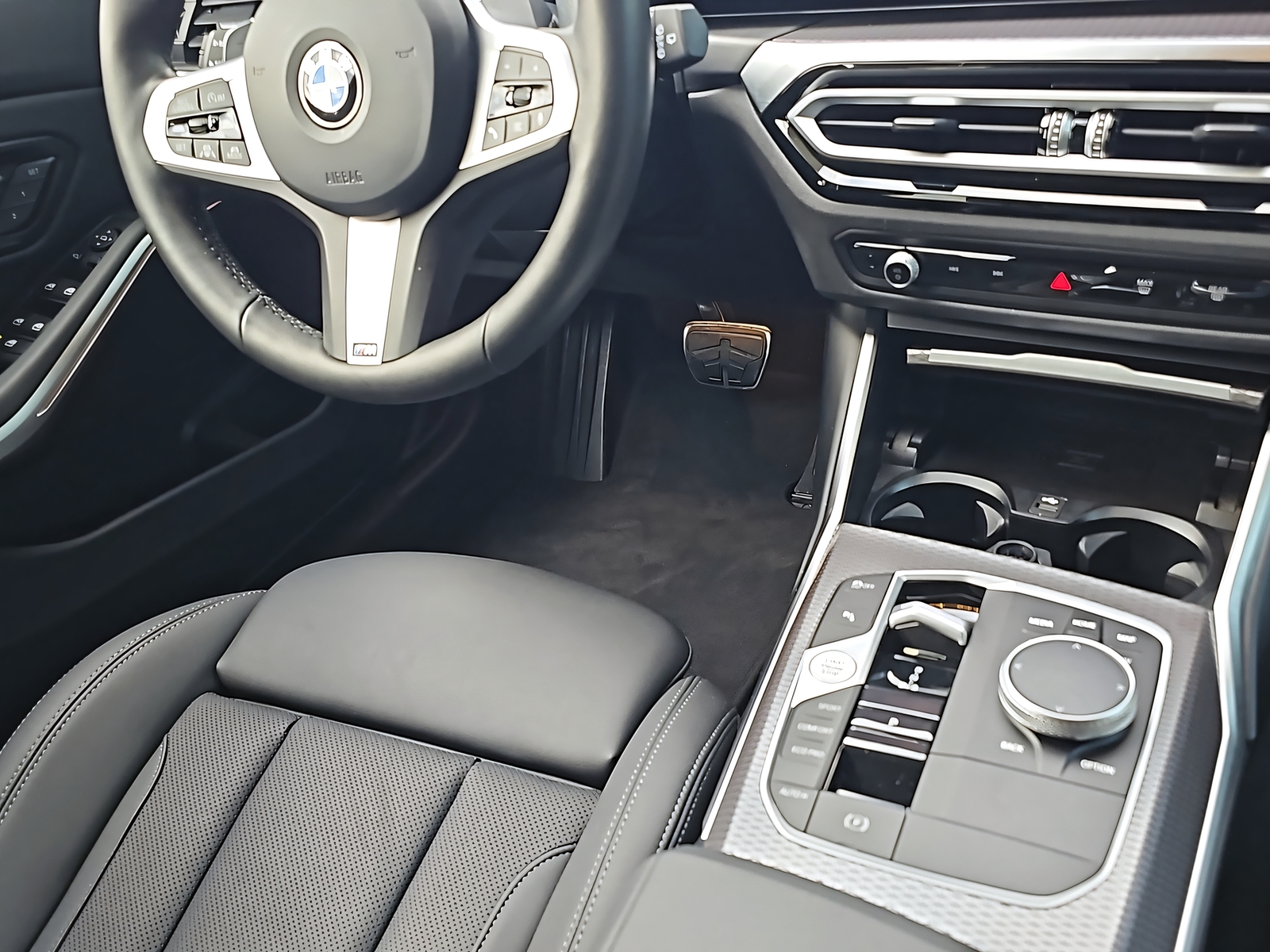 BMW 330d xDr 48V T M Sport-image-12