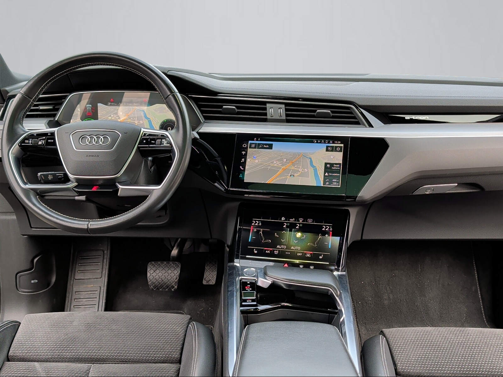 AUDI e-tron 50 Sportback quattro-image-7