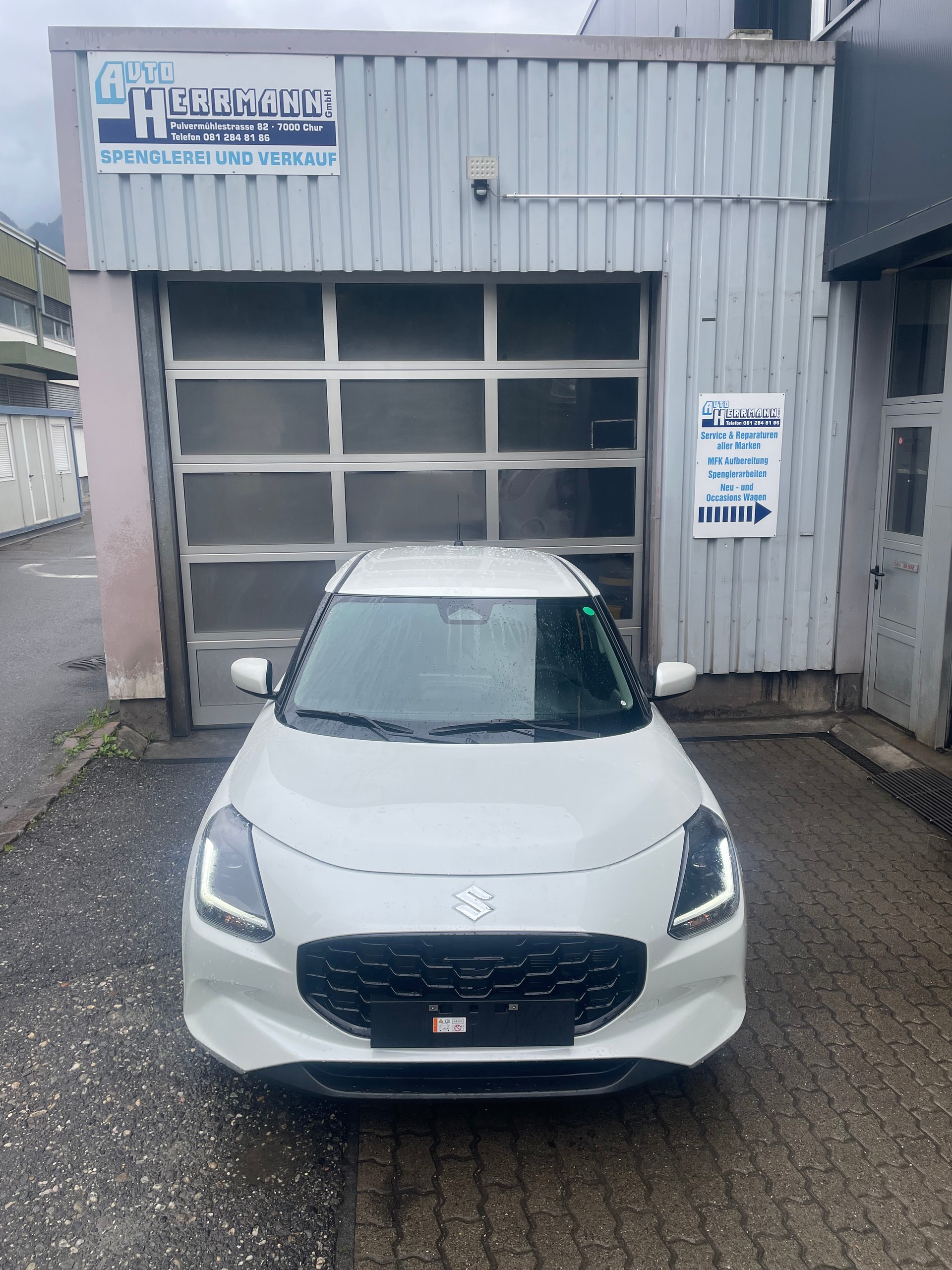 SUZUKI 1.2 Compact Top Hybrid 4X4
