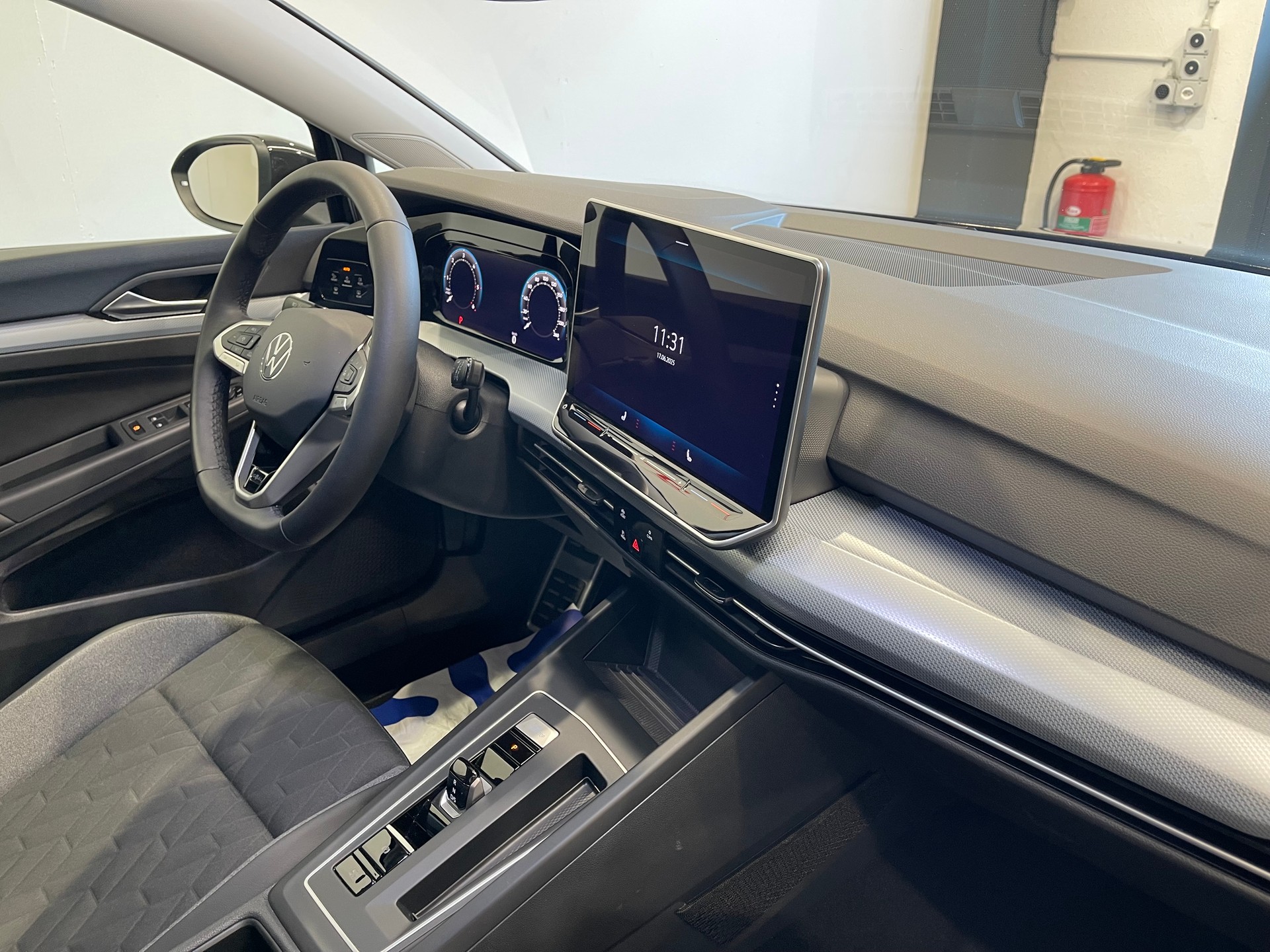 VW Golf 2.0 TDI Goal DSG *FACELIFT*-image-15