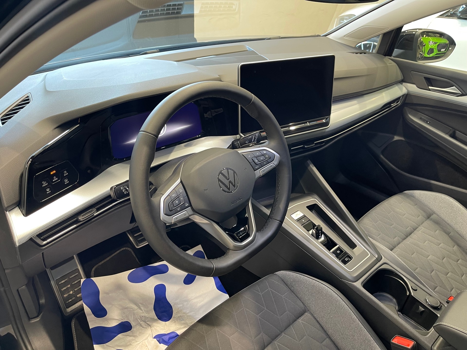 VW Golf 2.0 TDI Goal DSG *FACELIFT*-image-10