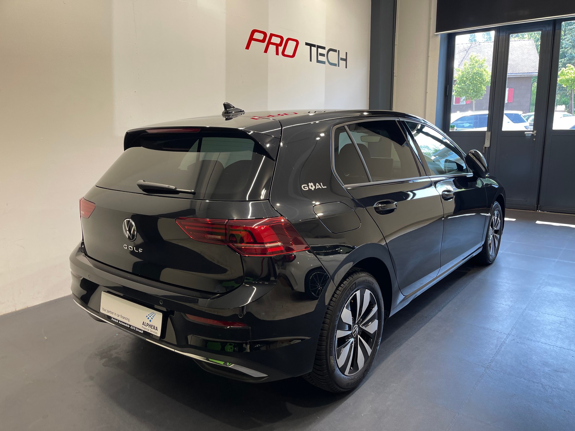 VW Golf 2.0 TDI Goal DSG *FACELIFT*-image-5