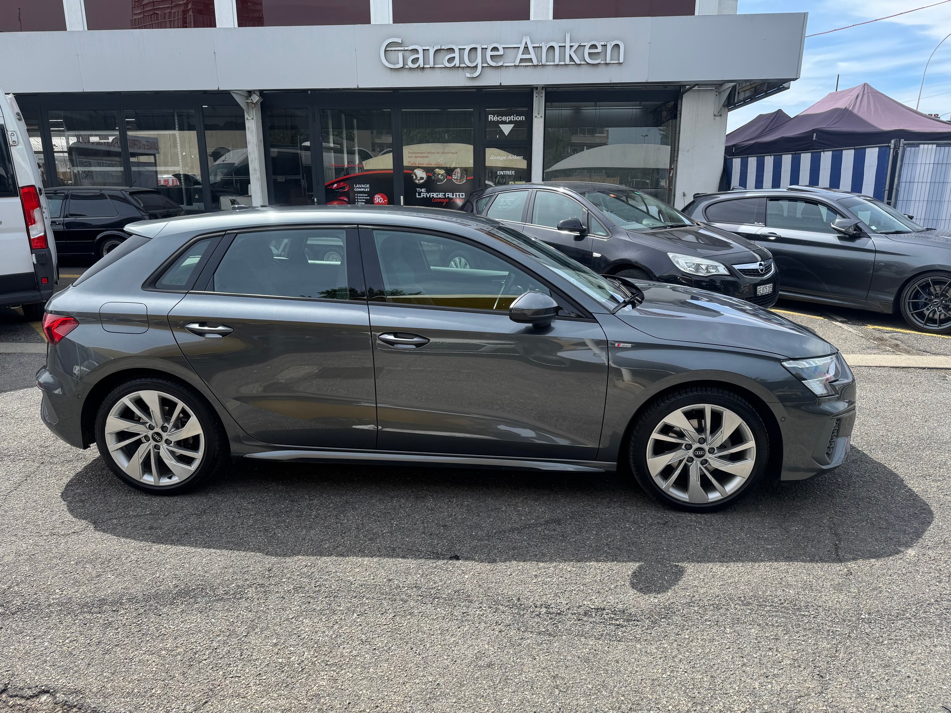AUDI A3 Sportback 35 TFSI S line Attraction S-tronic-image-1