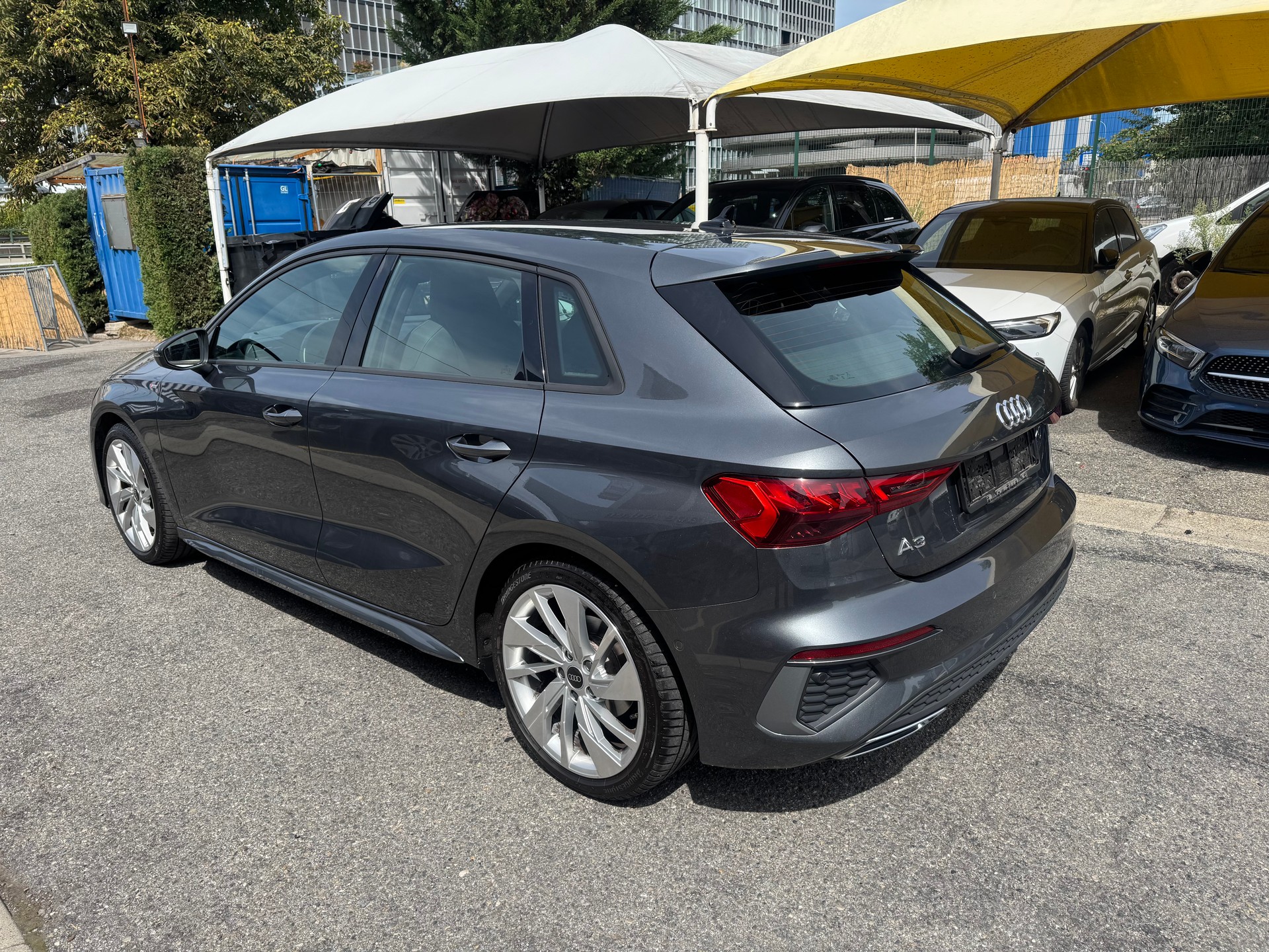 AUDI A3 Sportback 35 TFSI S line Attraction S-tronic-image-4