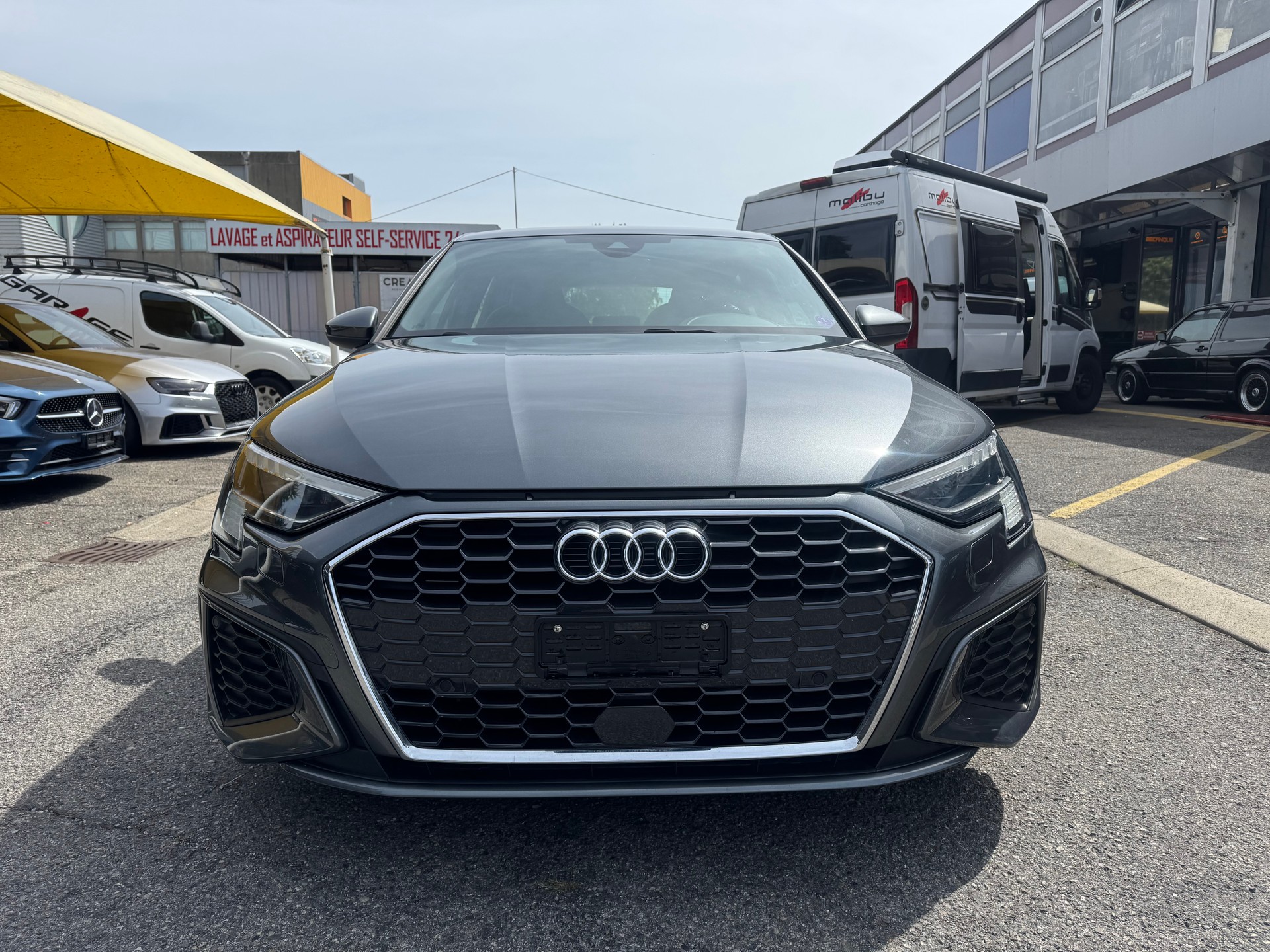 AUDI A3 Sportback 35 TFSI S line Attraction S-tronic-image-5