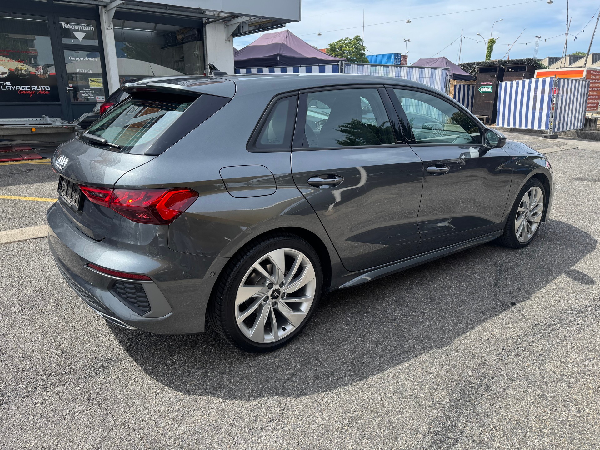 AUDI A3 Sportback 35 TFSI S line Attraction S-tronic-image-2