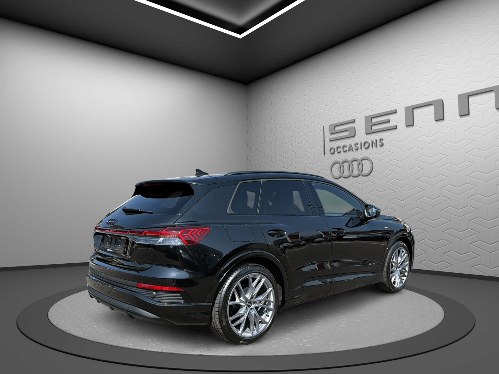 AUDI Q4 e-tron 40-image-2