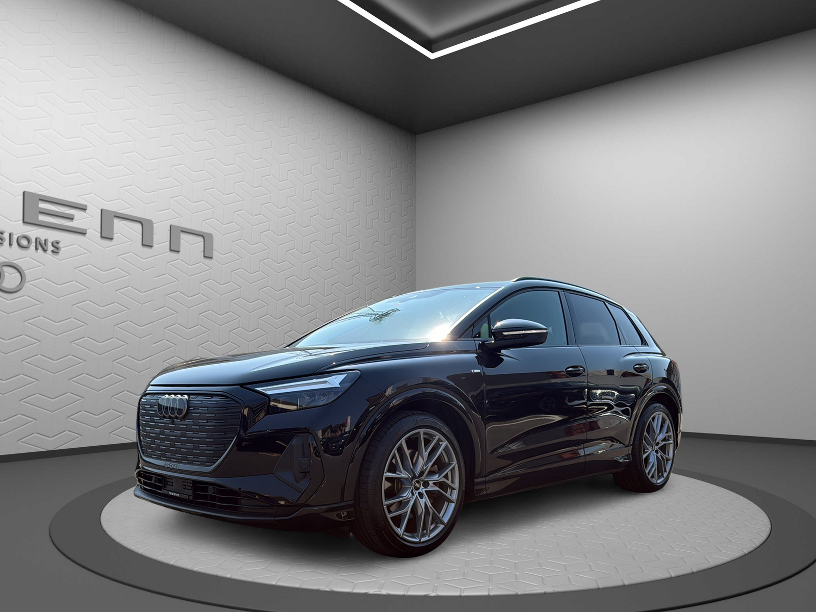 AUDI Q4 e-tron 40-image-0