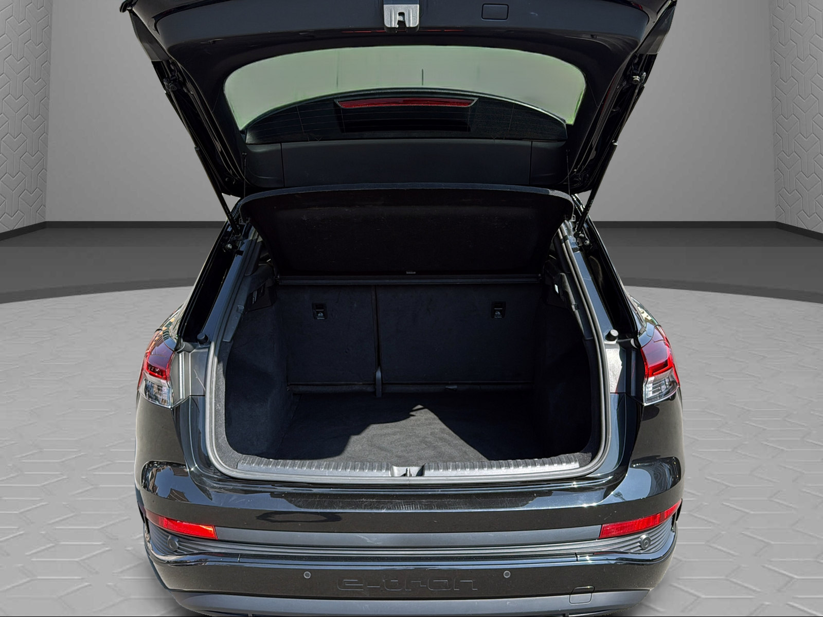 AUDI Q4 e-tron 40-image-13
