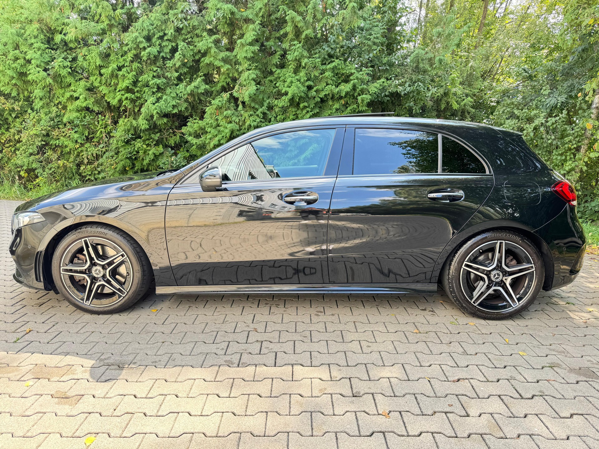 MERCEDES-BENZ A 250 4Matic AMG Line 4Matic 7G-DCT-image-1