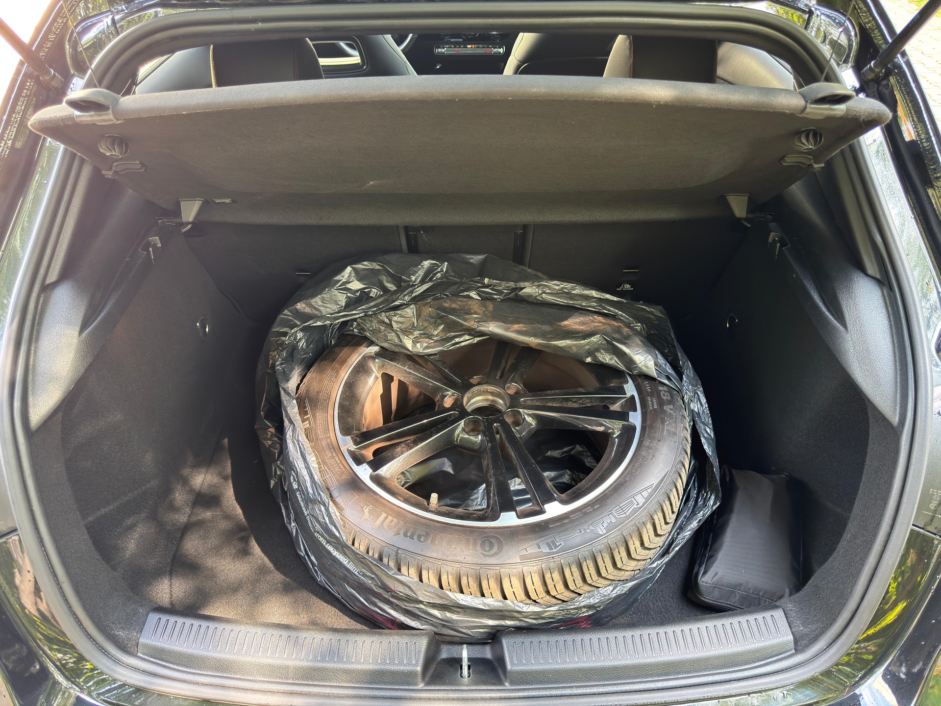 MERCEDES-BENZ A 250 4Matic AMG Line 4Matic 7G-DCT-image-14