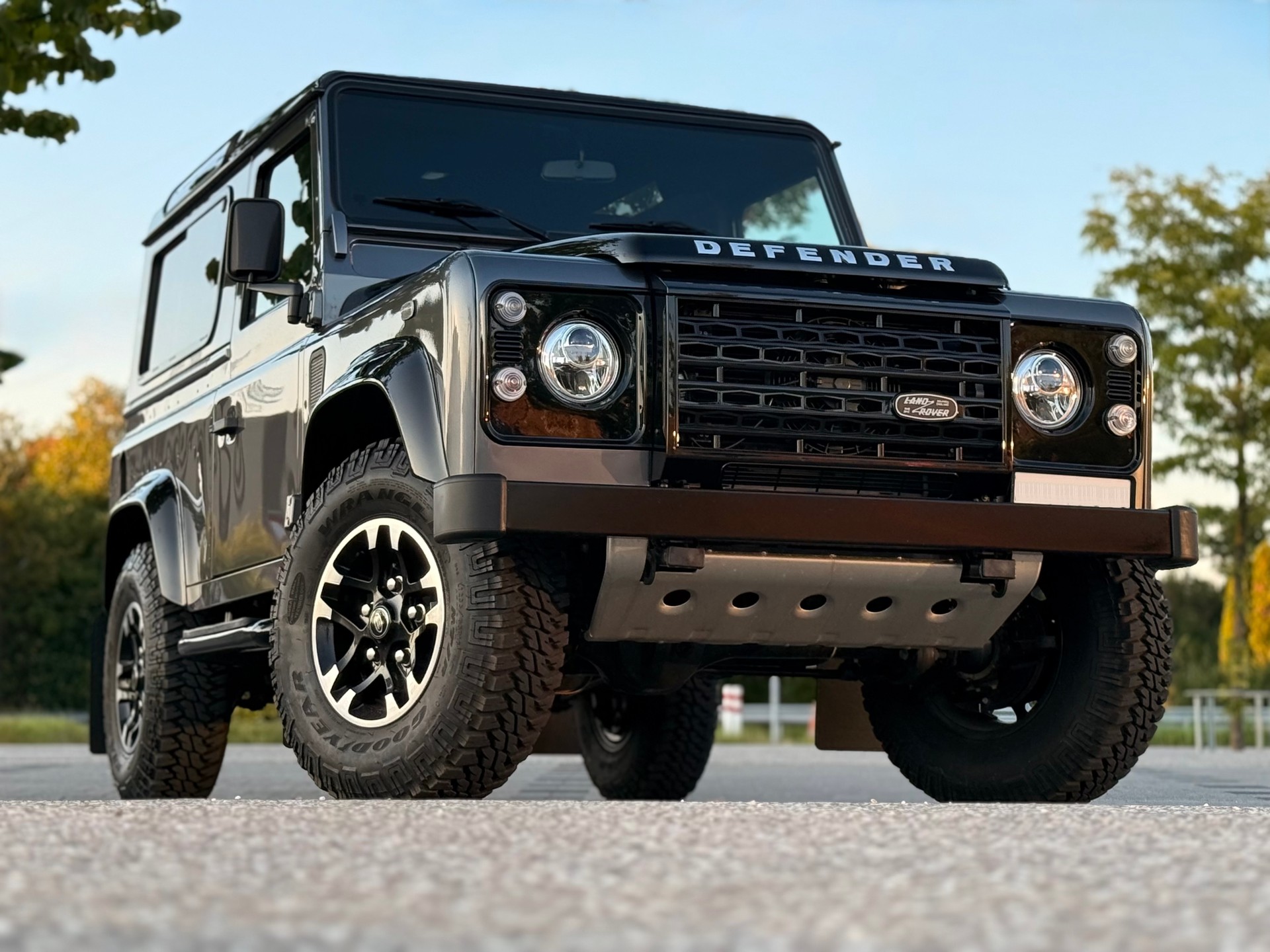LAND ROVER DEFENDER 90 2.2 TD4 • ADVENTURE EDITION • 67YRS • STATION WAGON-image-1