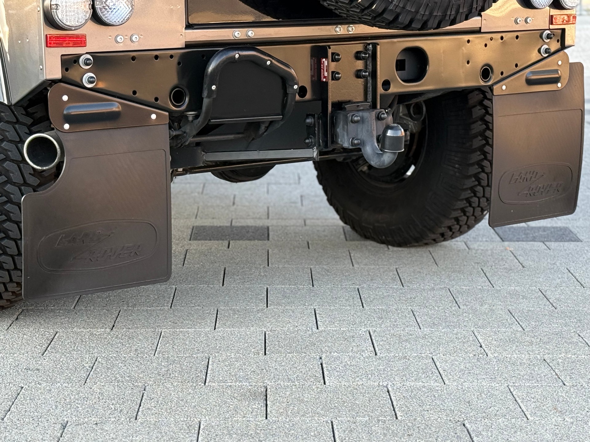 LAND ROVER DEFENDER 90 2.2 TD4 • ADVENTURE EDITION • 67YRS • STATION WAGON-image-28