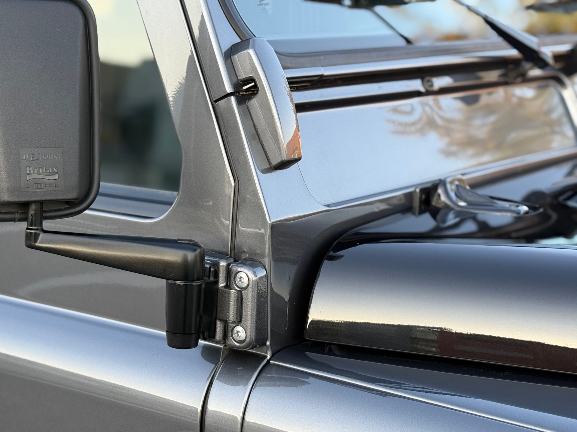 LAND ROVER DEFENDER 90 2.2 TD4 • ADVENTURE EDITION • 67YRS • STATION WAGON-image-23